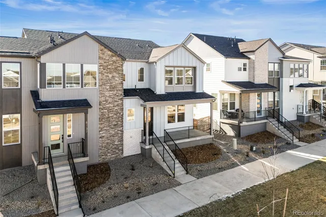 $574,900 | 8737 Whiteclover Street, Littleton, CO 80125