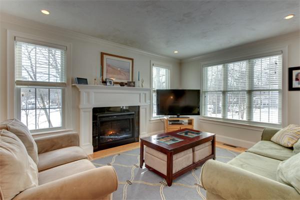 21 Gannett Road Natick, MA 01760 - Photo 8 of 30 Gallery Image 8