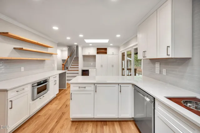 $874,900 | 807 Ellynn Drive, Cary, NC 27511