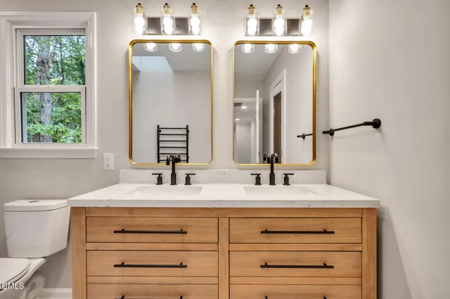 $874,900 | 807 Ellynn Drive, Cary, NC 27511