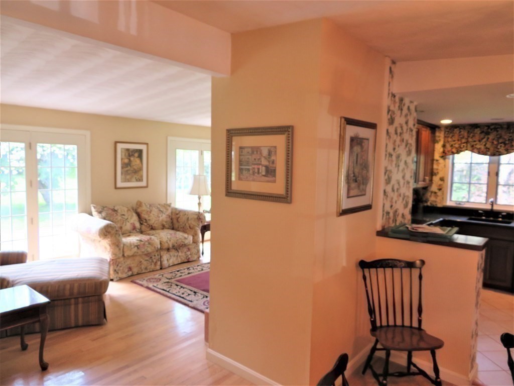 28 Doris Road Framingham, MA 01701 - Photo 15 of 23