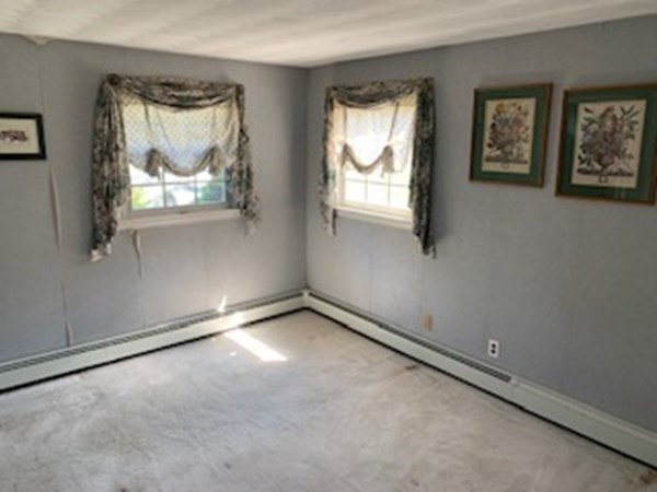 28 Doris Road Framingham, MA 01701 - Photo 18 of 23