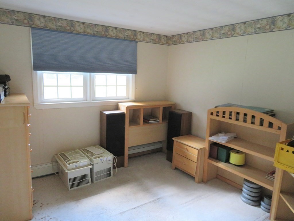 28 Doris Road Framingham, MA 01701 - Photo 19 of 23