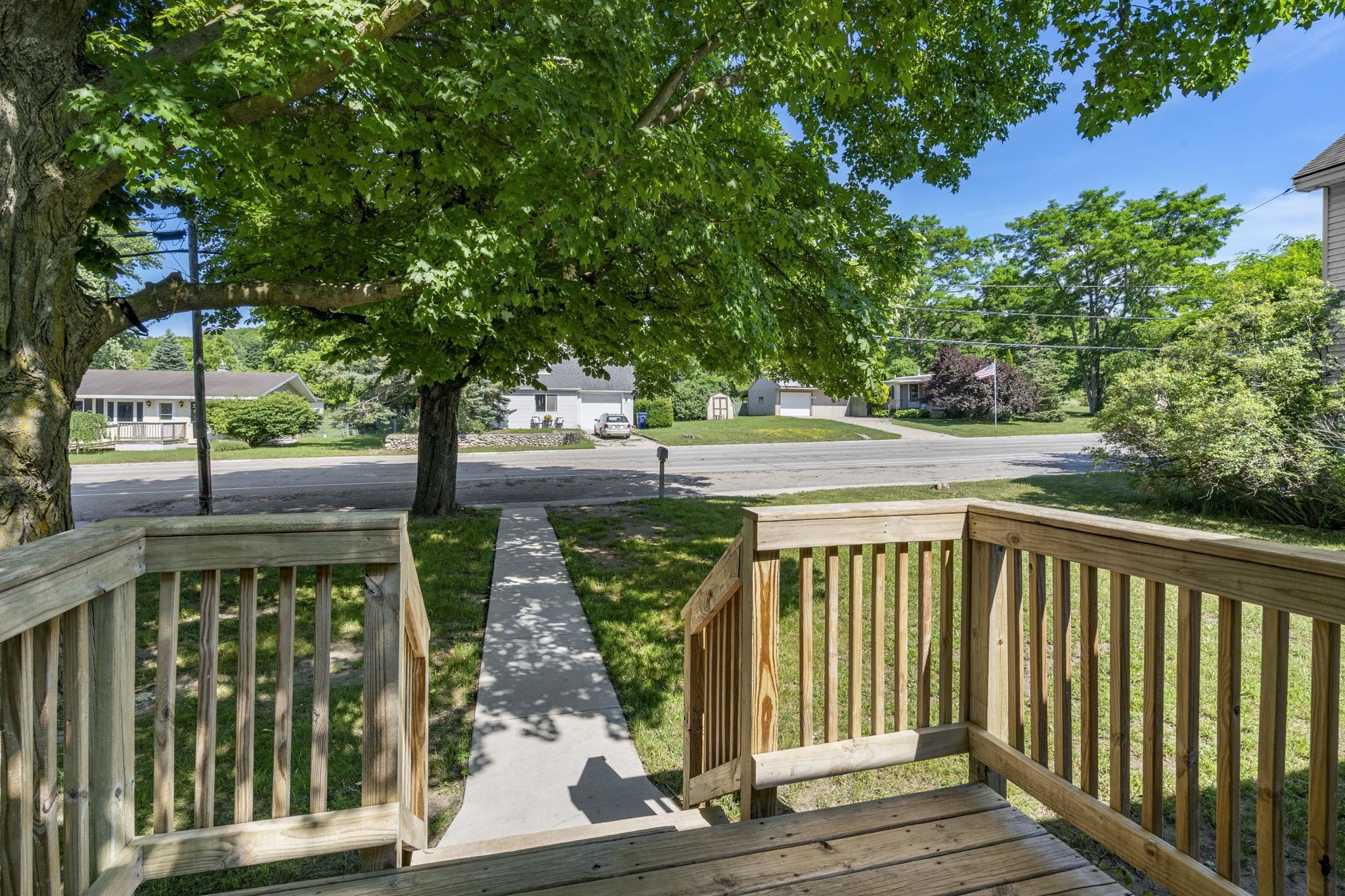 8714 South Maple City Road Maple City, MI 49664 - Photo 5 of 52 1947788-caed7574-4c4e-4c5e-afe8-4e6f24d70e10.JPG