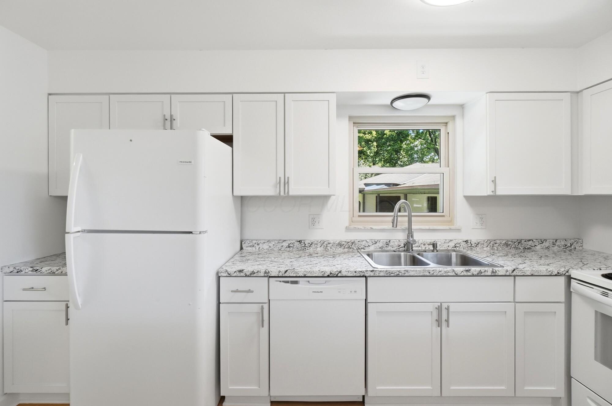 3555 Trabue Road Columbus, OH 43204 - Photo 9 of 44