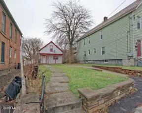 $129,999 | 565 Nott Street, Schenectady, NY 12308