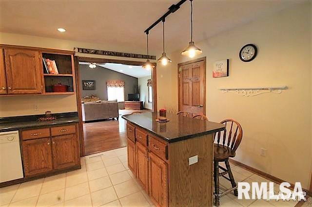 804 Linden Street Delavan, IL 61734 - Photo 13 of 33 Gallery Image 13