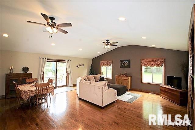 804 Linden Street Delavan, IL 61734 - Photo 7 of 33 Gallery Image 7