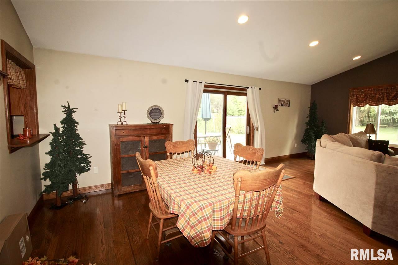 804 Linden Street Delavan, IL 61734 - Photo 10 of 33 Gallery Image 10