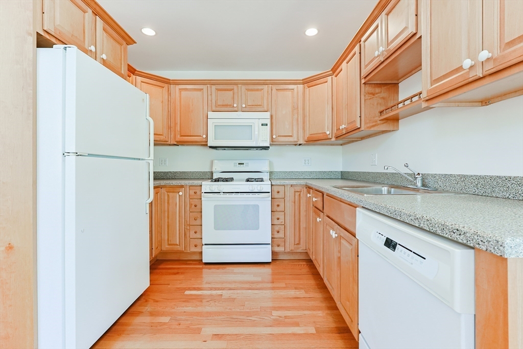 24 Russet Hill Road Ashland, MA 01721 - Photo 33 of 42 Gallery Image 33