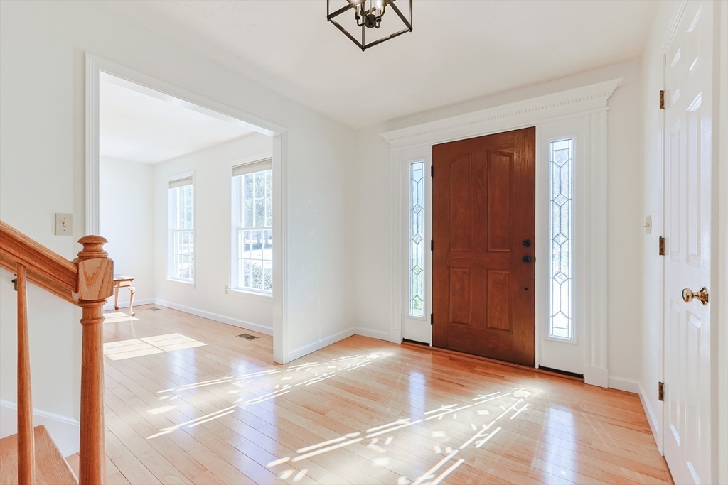 24 Russet Hill Road Ashland, MA 01721 - Photo 5 of 42 Gallery Image 5