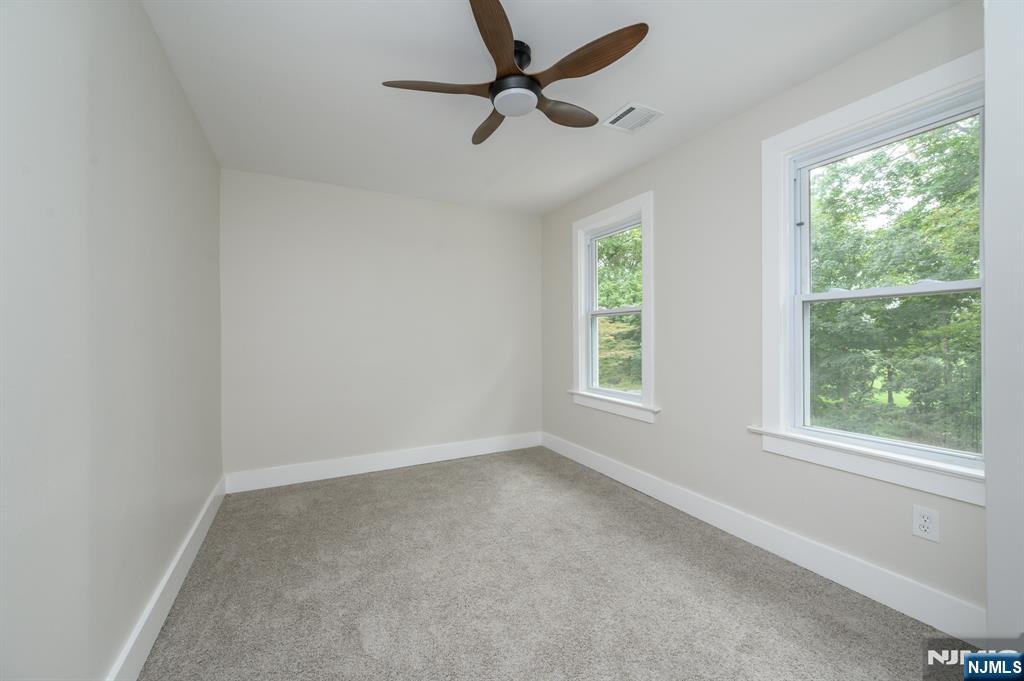 58 Yantecaw Avenue Bloomfield, NJ 07003 - Photo 17 of 38