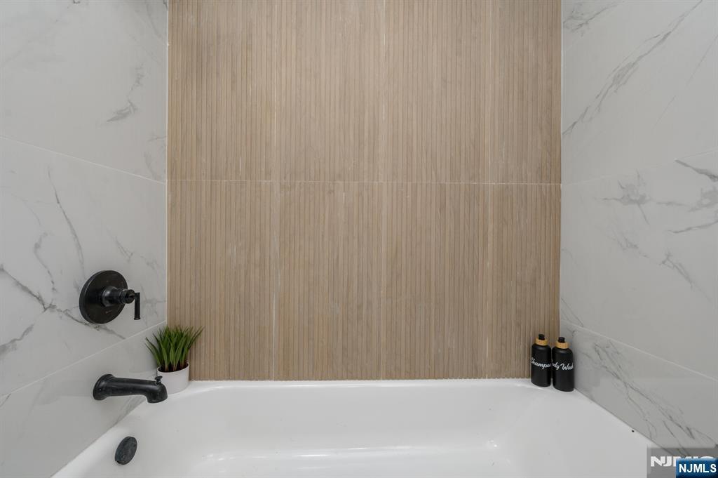 58 Yantecaw Avenue Bloomfield, NJ 07003 - Photo 27 of 38