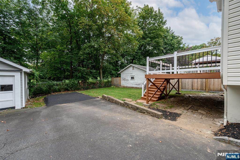 58 Yantecaw Avenue Bloomfield, NJ 07003 - Photo 31 of 38