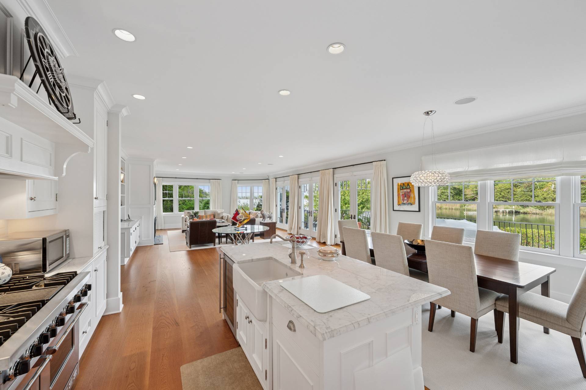 3937 Noyack Road Sag Harbor, NY 11963 - Photo 7 of 25