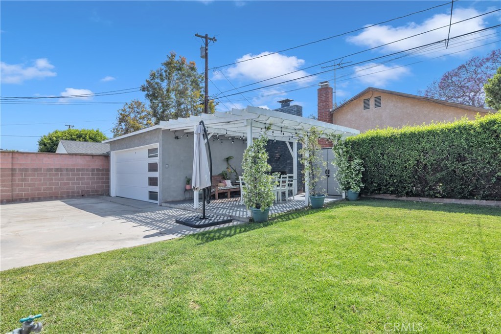 3743 North Studebaker Road Long Beach, CA 90808 - Photo 29 of 34 Tons of grass area.
