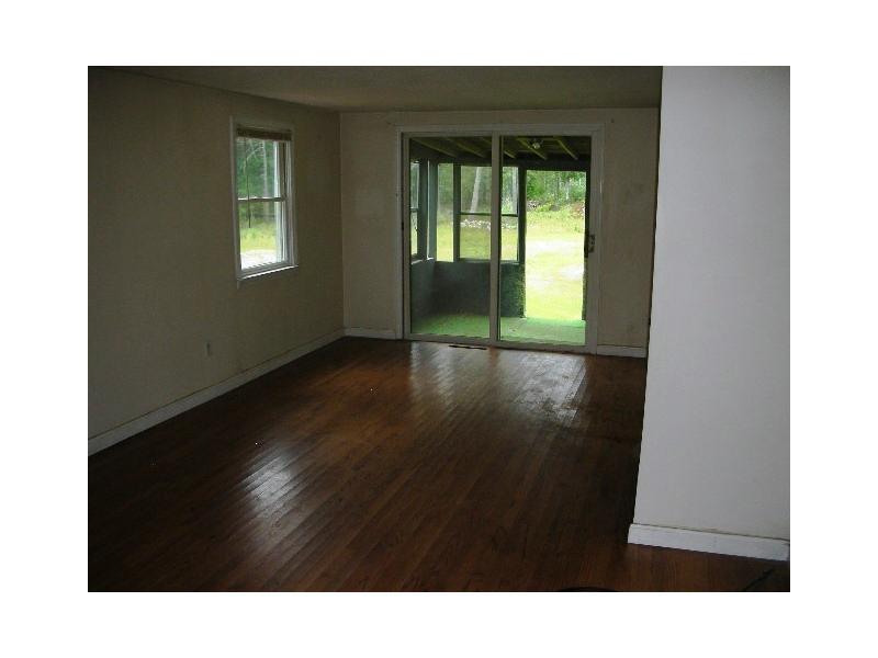 19 Kennedy Road Foster, RI 02825 - Photo 5 of 15 Dining Room.