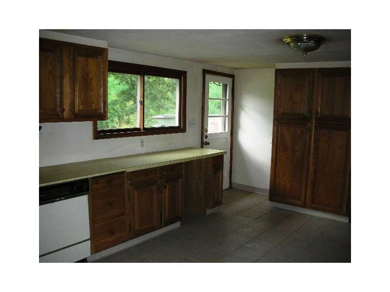 19 Kennedy Road Foster, RI 02825 - Photo 9 of 15 Kitchen.