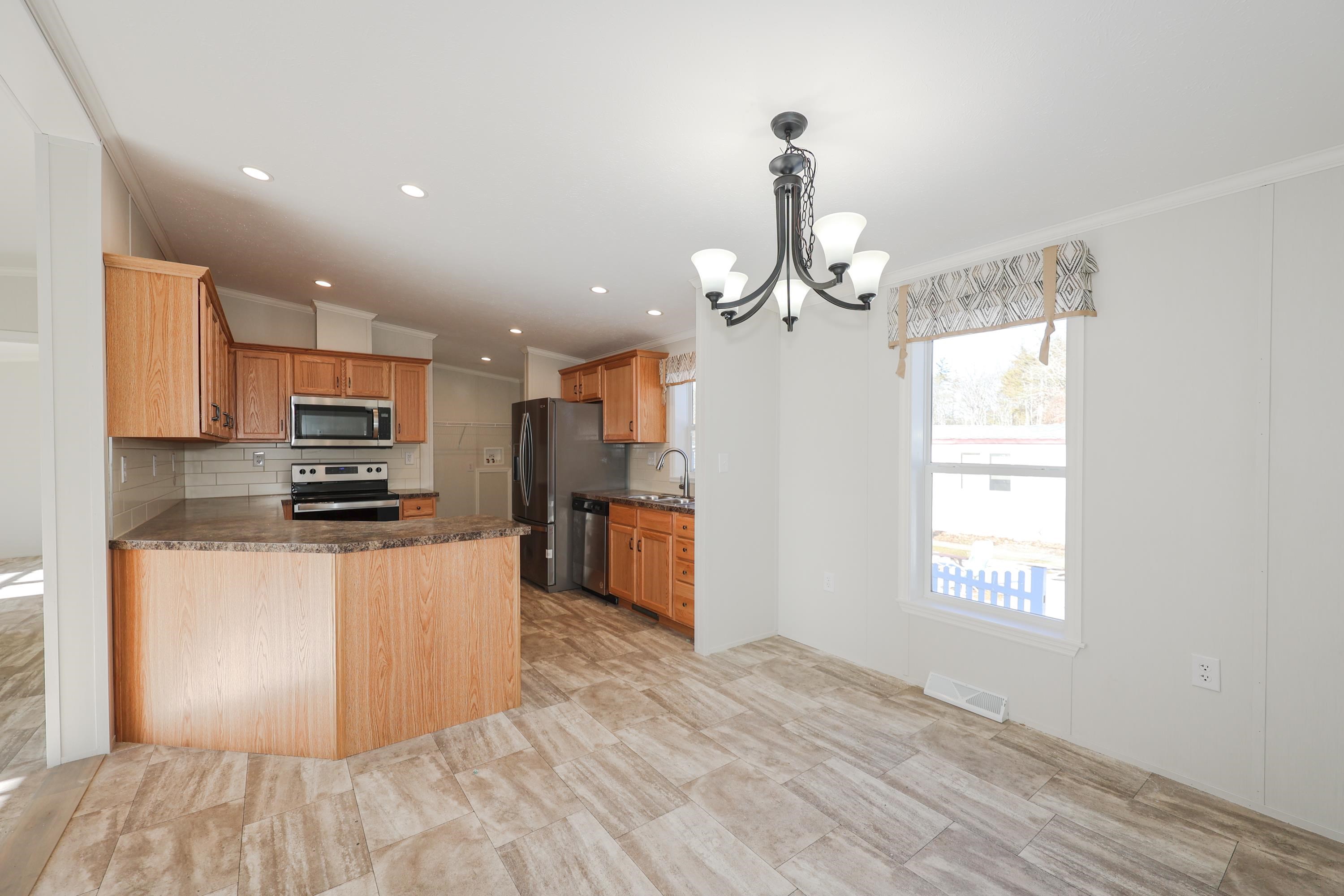 1 Wanda Lane Exeter, NH 03833 - Photo 2 of 36 Gallery Image 2