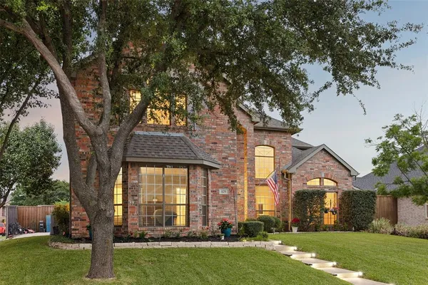 $685,000 | 129 Timberbluff Lane, Murphy, TX 75094