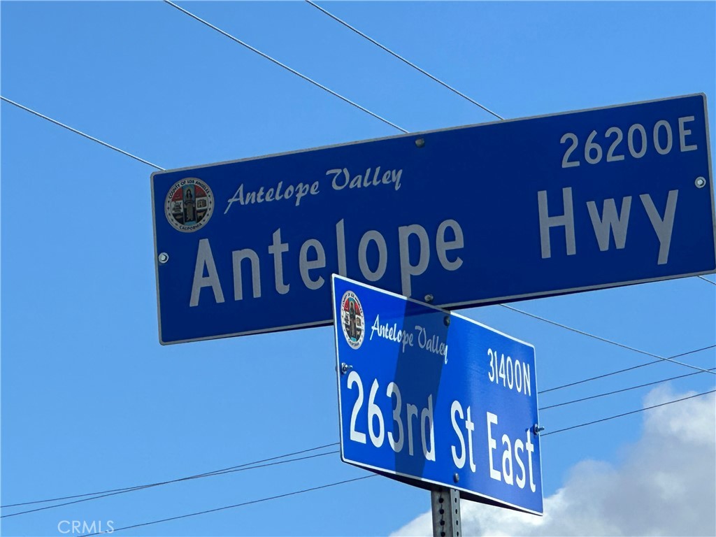 0 263rd Street East Llano, CA 93544 - Photo 2 of 14 a close up of a street sign