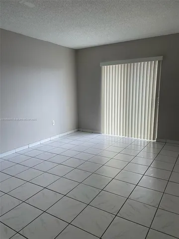 $1,950 | 5775 West 20th Avenue, Unit 210, Hialeah, FL 33012