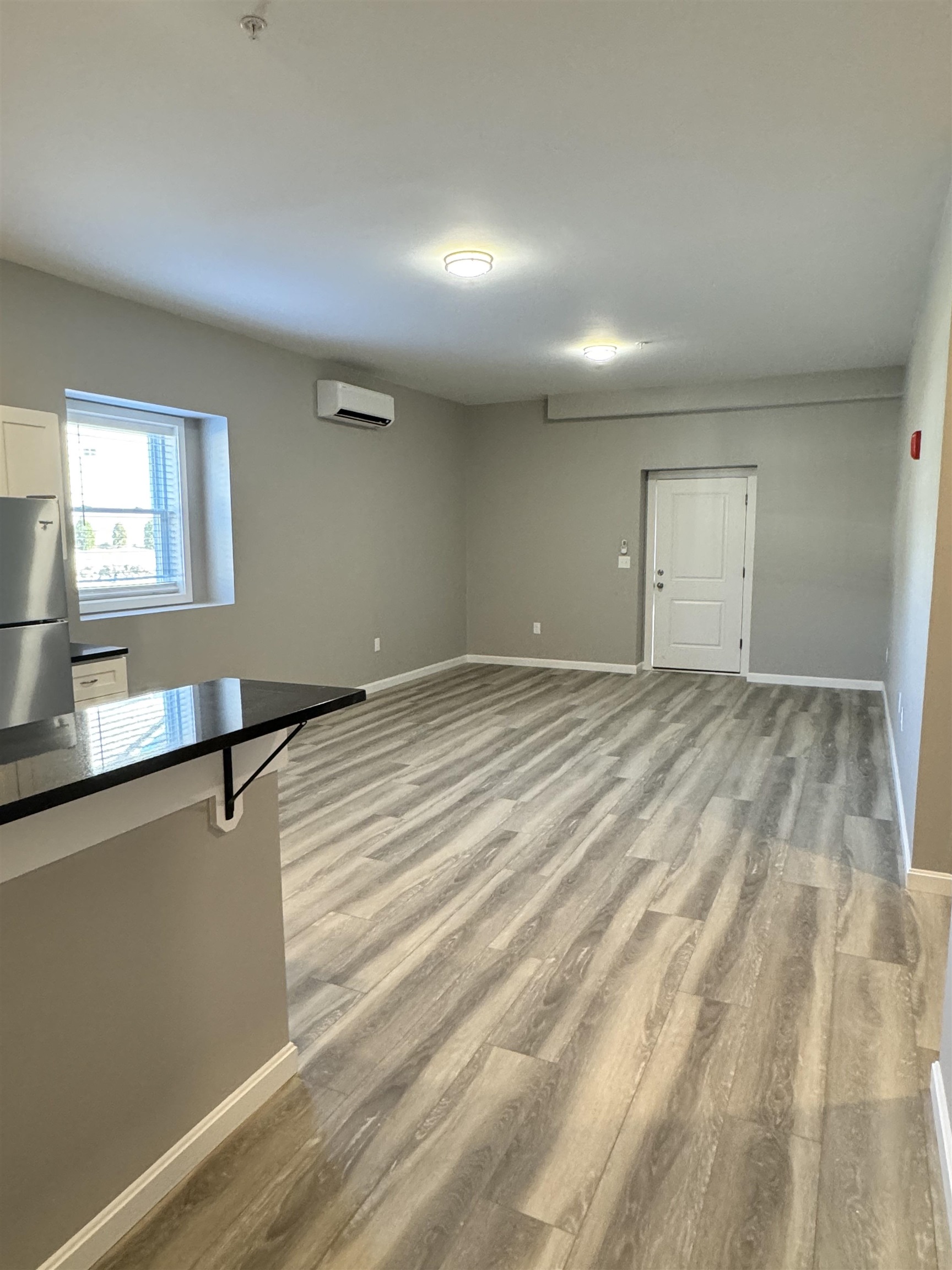 45 Monarch Way, Unit 104 Portsmouth, NH 03801 - Photo 5 of 10