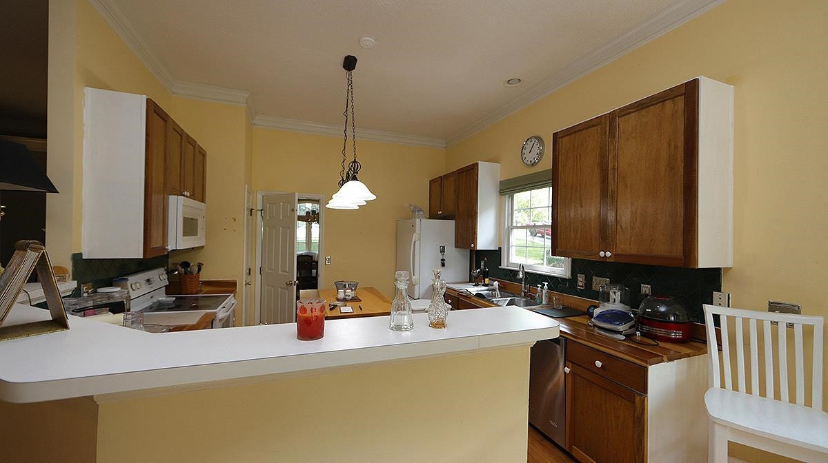 107 Branchway Road Cary, NC 27519 - Photo 4 of 11 Kitchen
