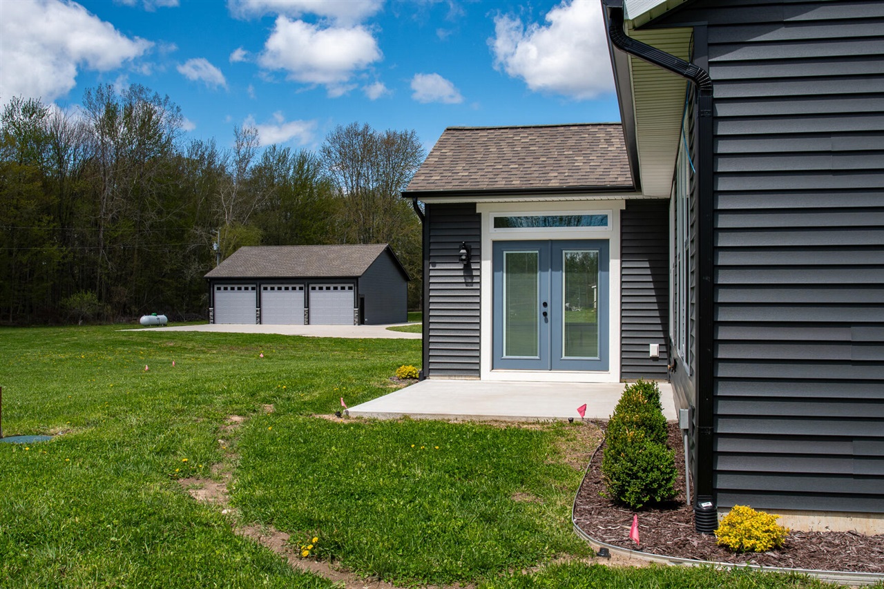 1885 Shaw Road Bailey, MI 49303 - Photo 38 of 42