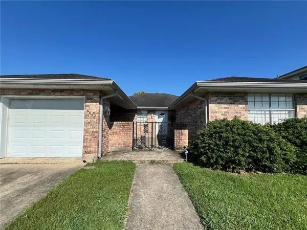 $180,000 | 4907 Virgilian Street, New Orleans, LA 70126