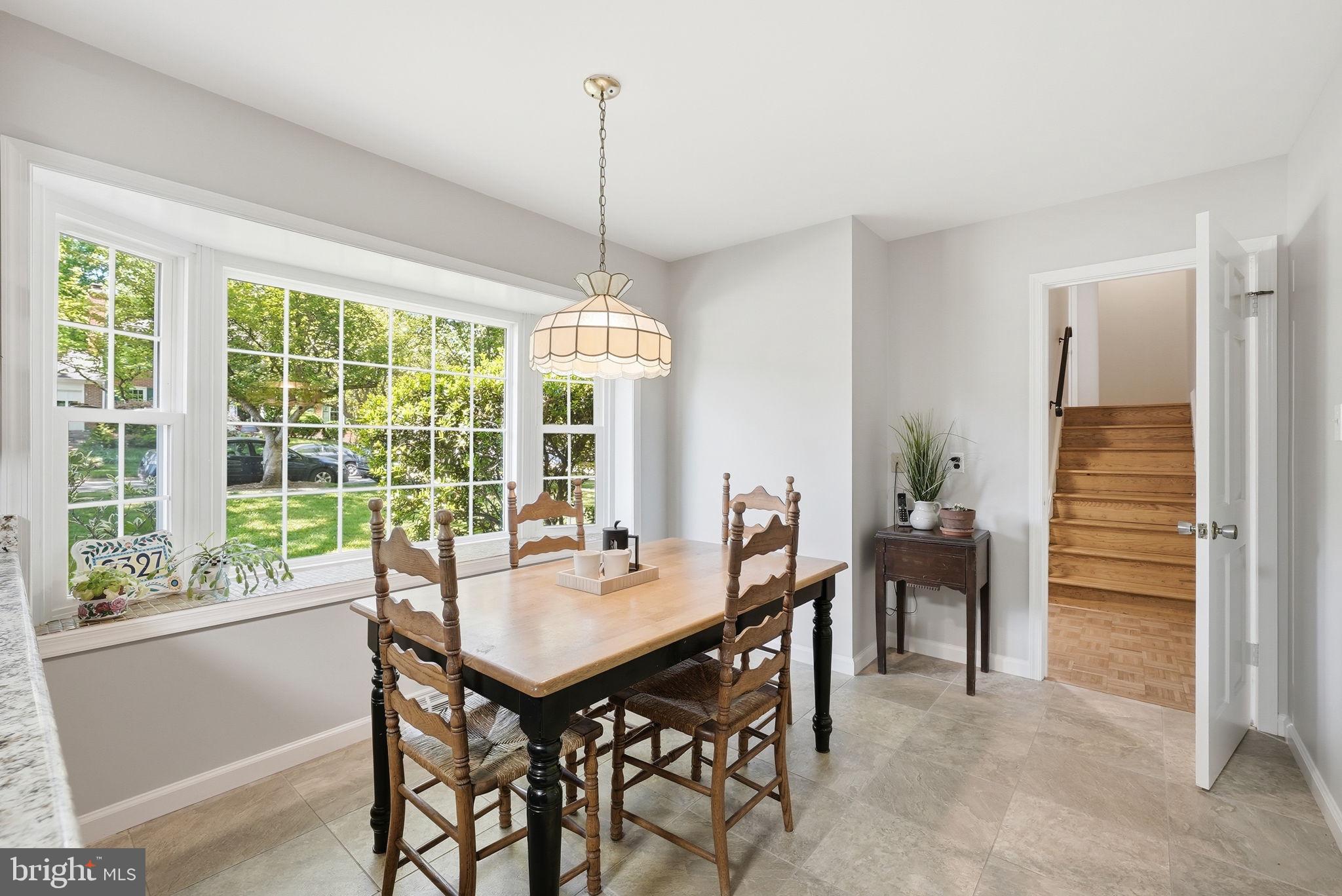2327 Riviera Drive Vienna, VA 22181 - Photo 14 of 42 Breakfast room