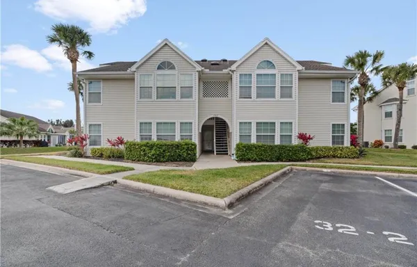 $210,000 | 1907 Aynsley Way, Unit 322, Vero Beach, FL 32966
