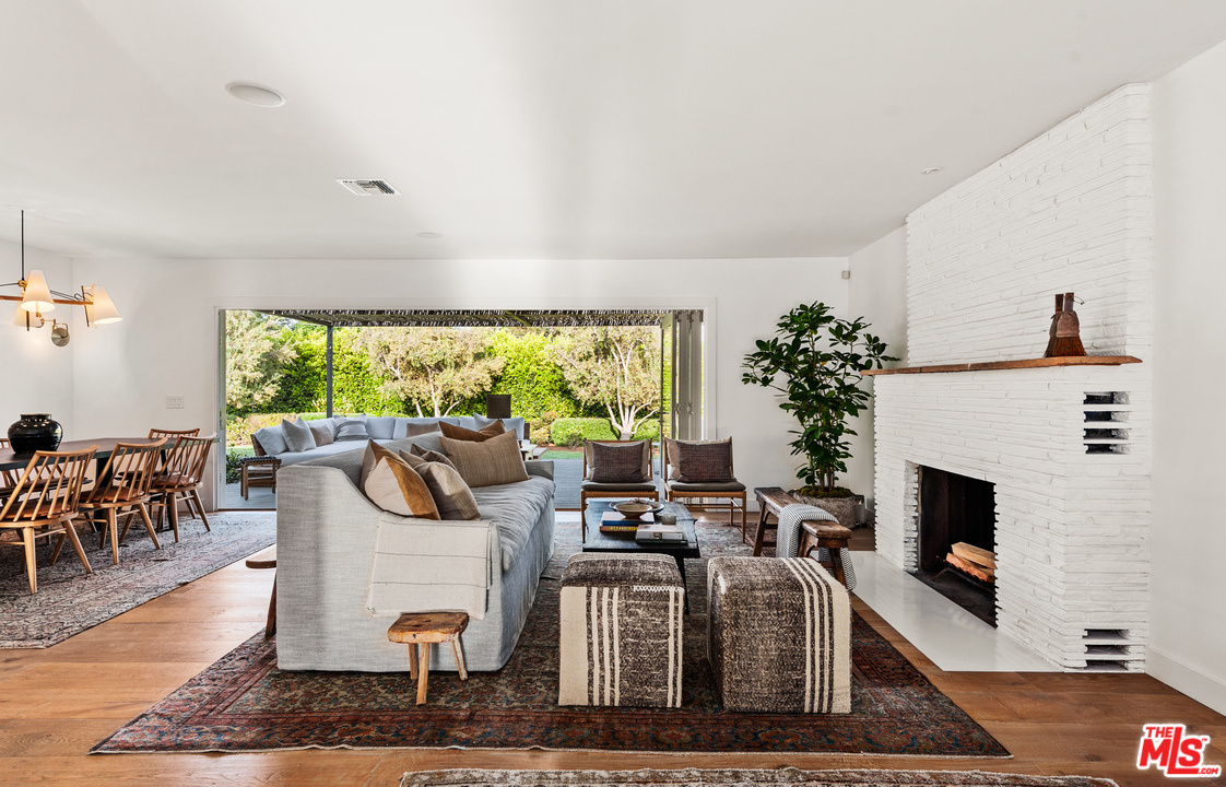 28730 Grayfox Street Malibu, CA 90265 - Photo 11 of 48