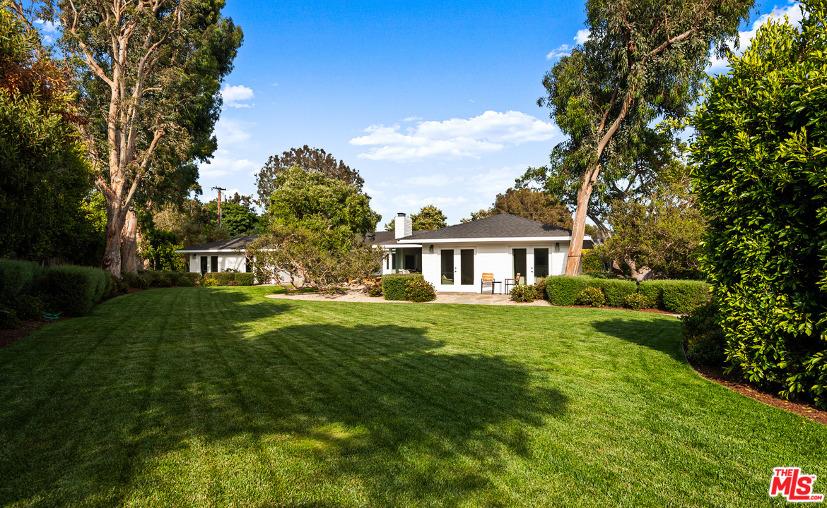 28730 Grayfox Street Malibu, CA 90265 - Photo 17 of 48