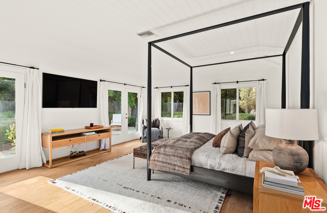 28730 Grayfox Street Malibu, CA 90265 - Photo 24 of 48