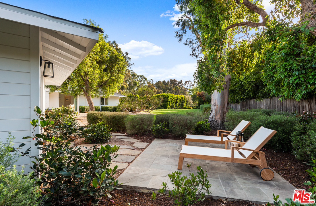 28730 Grayfox Street Malibu, CA 90265 - Photo 26 of 48