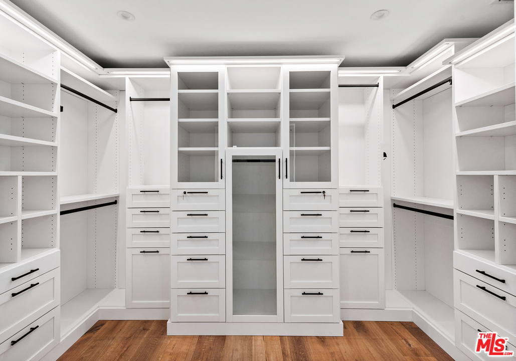 28730 Grayfox Street Malibu, CA 90265 - Photo 27 of 48