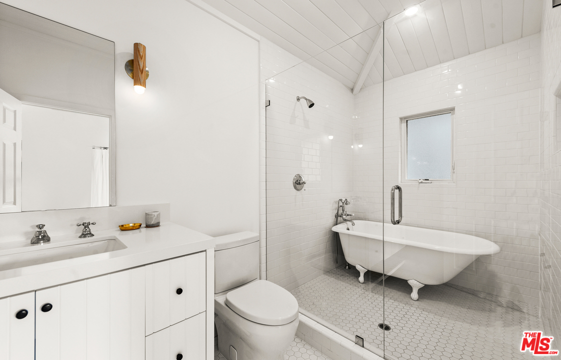 28730 Grayfox Street Malibu, CA 90265 - Photo 30 of 48