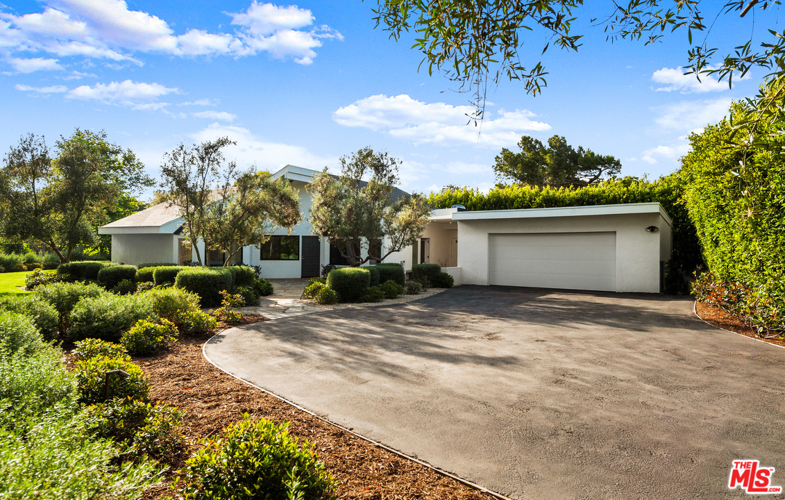 28730 Grayfox Street Malibu, CA 90265 - Photo 33 of 48
