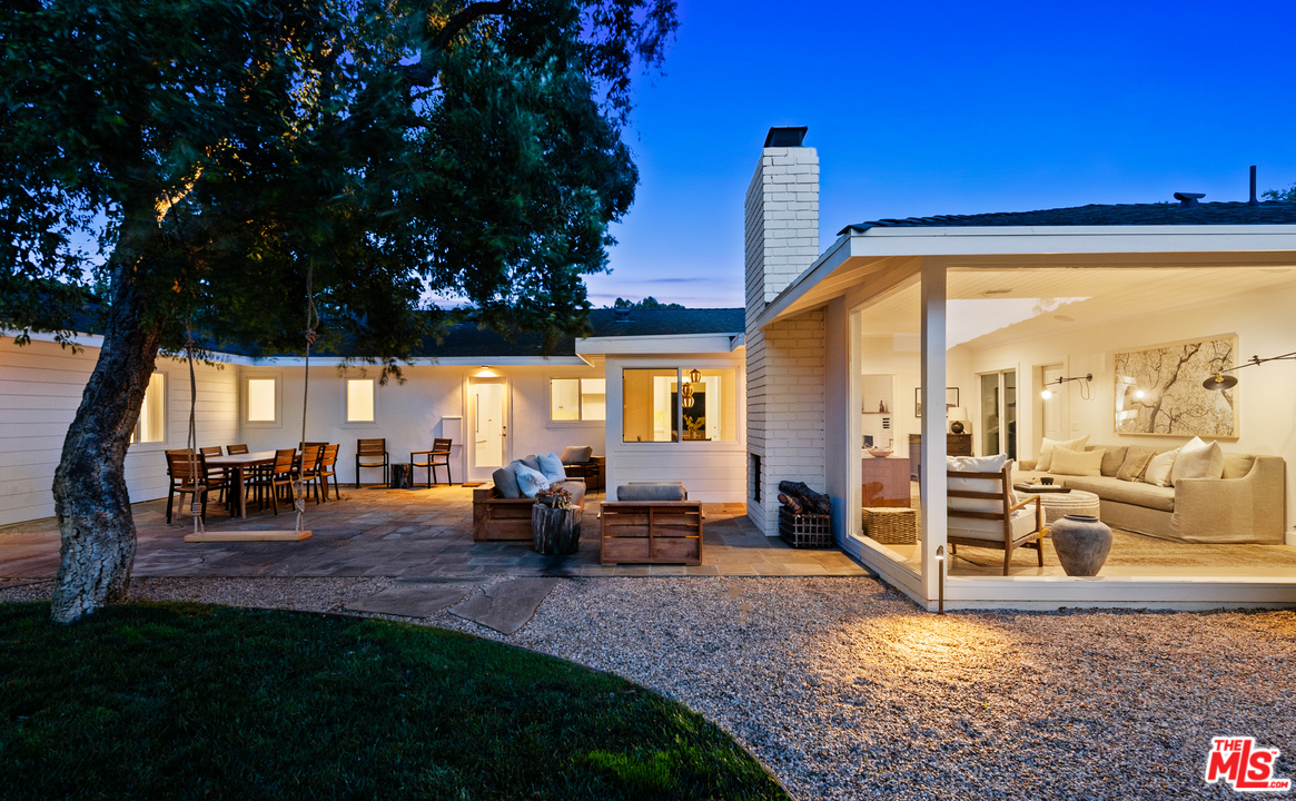 28730 Grayfox Street Malibu, CA 90265 - Photo 6 of 48