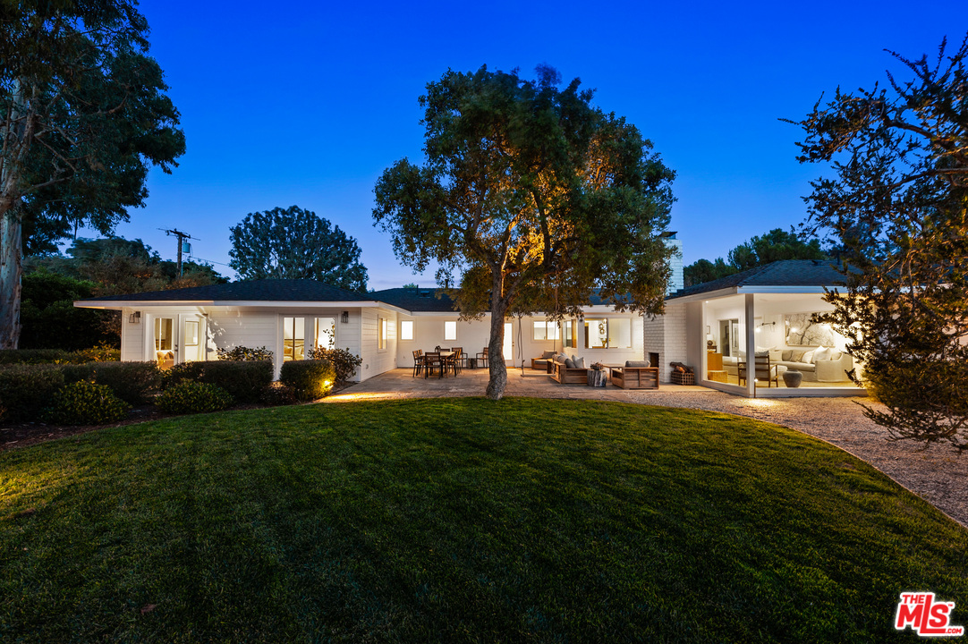 28730 Grayfox Street Malibu, CA 90265 - Photo 7 of 48