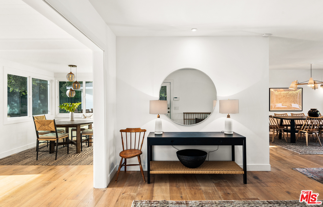 28730 Grayfox Street Malibu, CA 90265 - Photo 9 of 48