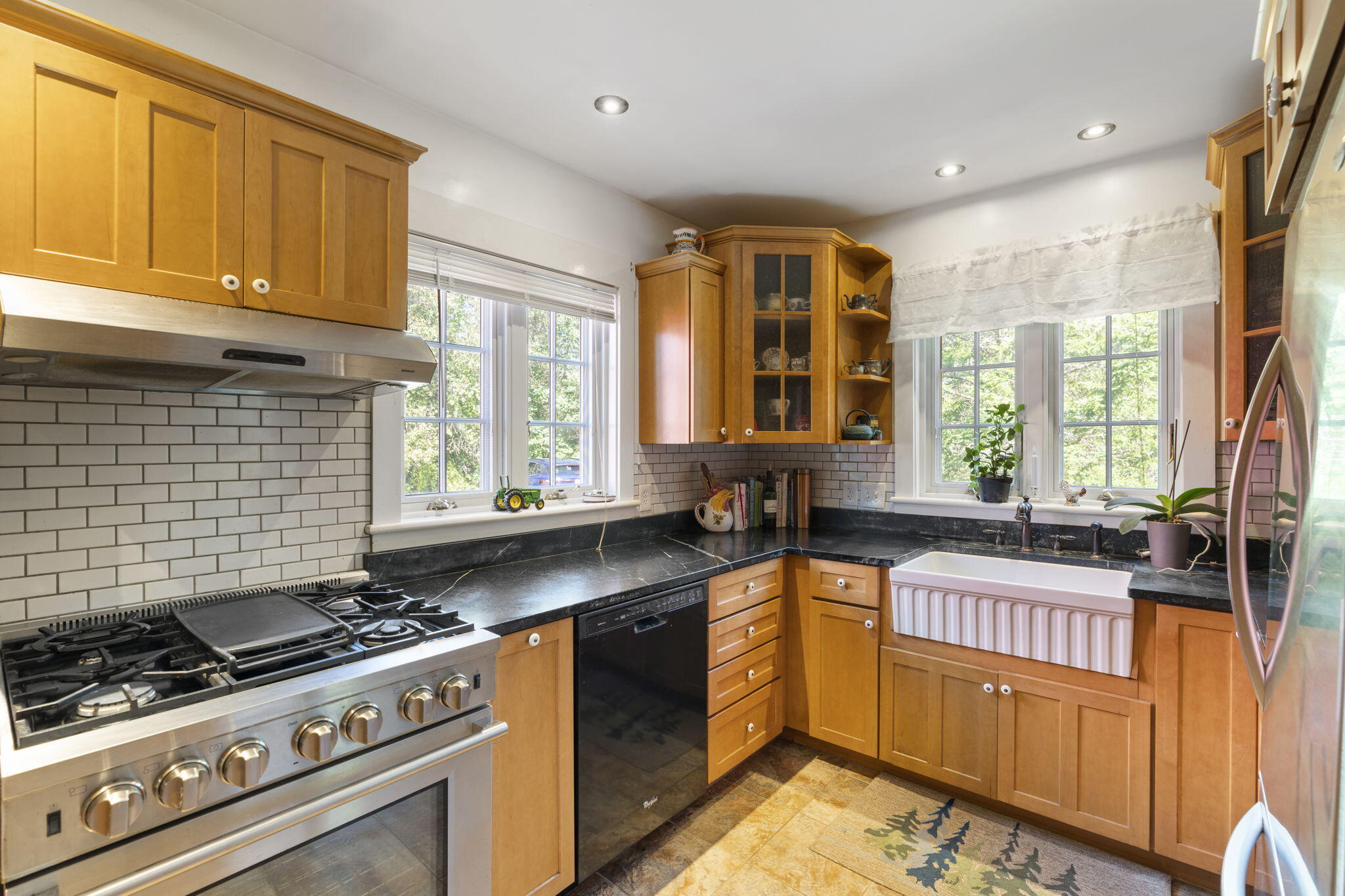 76 Greenwood Road Brunswick, ME 04011 - Photo 6 of 38 26-web-or-mls-DSC09564
