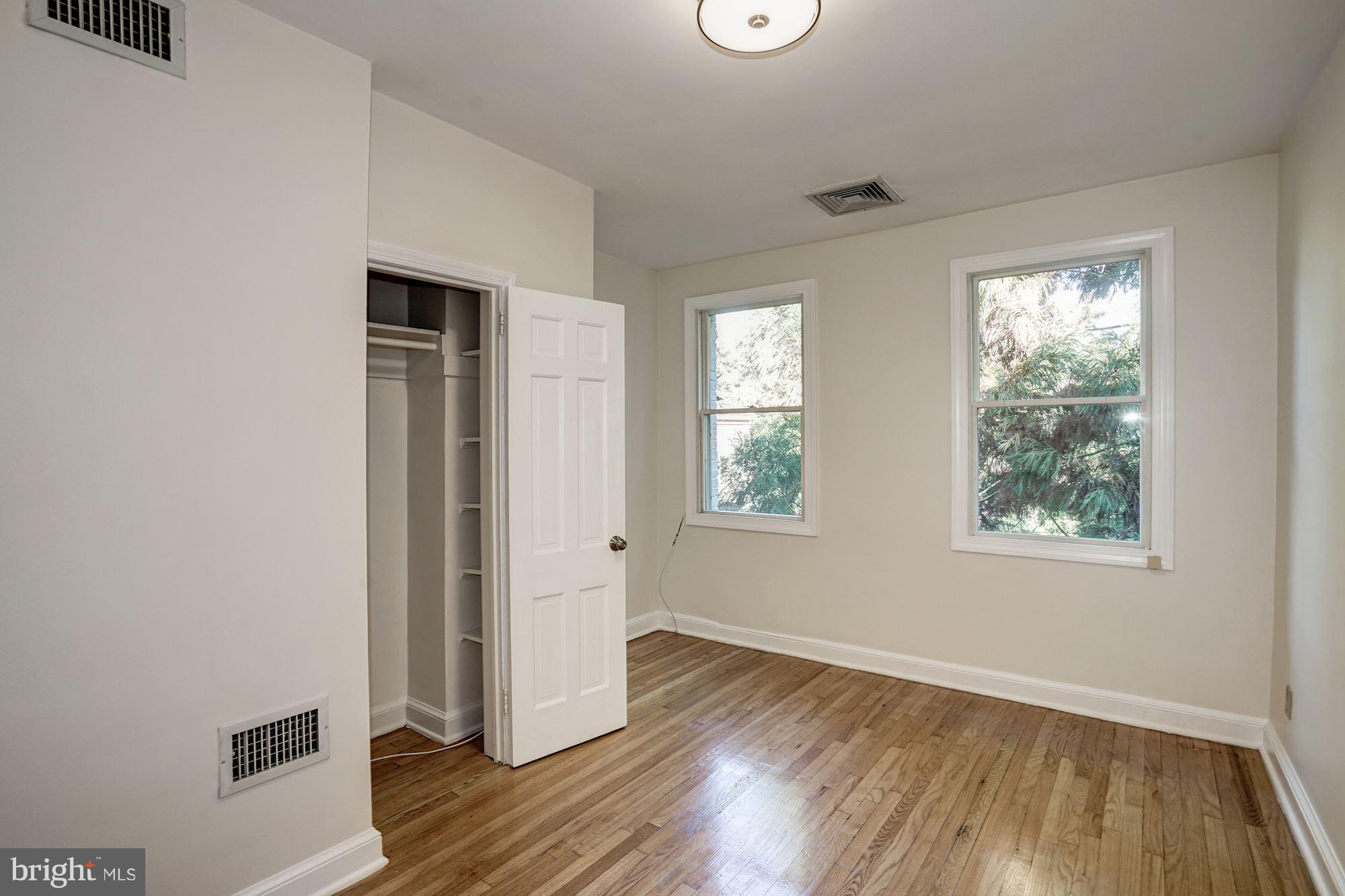 1 Pomander Walk Northwest Washington, DC 20007 - Photo 11 of 17