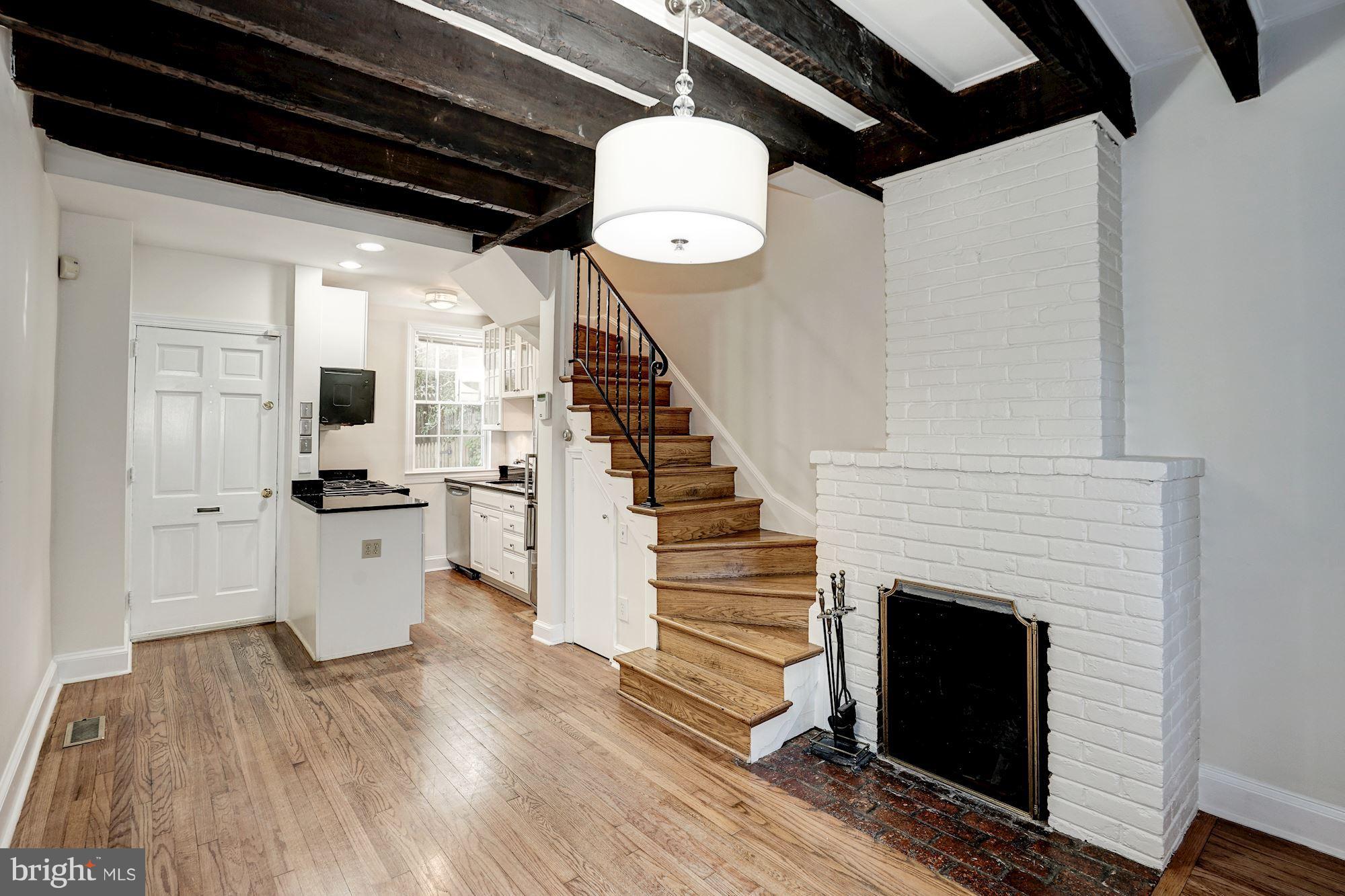 1 Pomander Walk Northwest Washington, DC 20007 - Photo 3 of 17