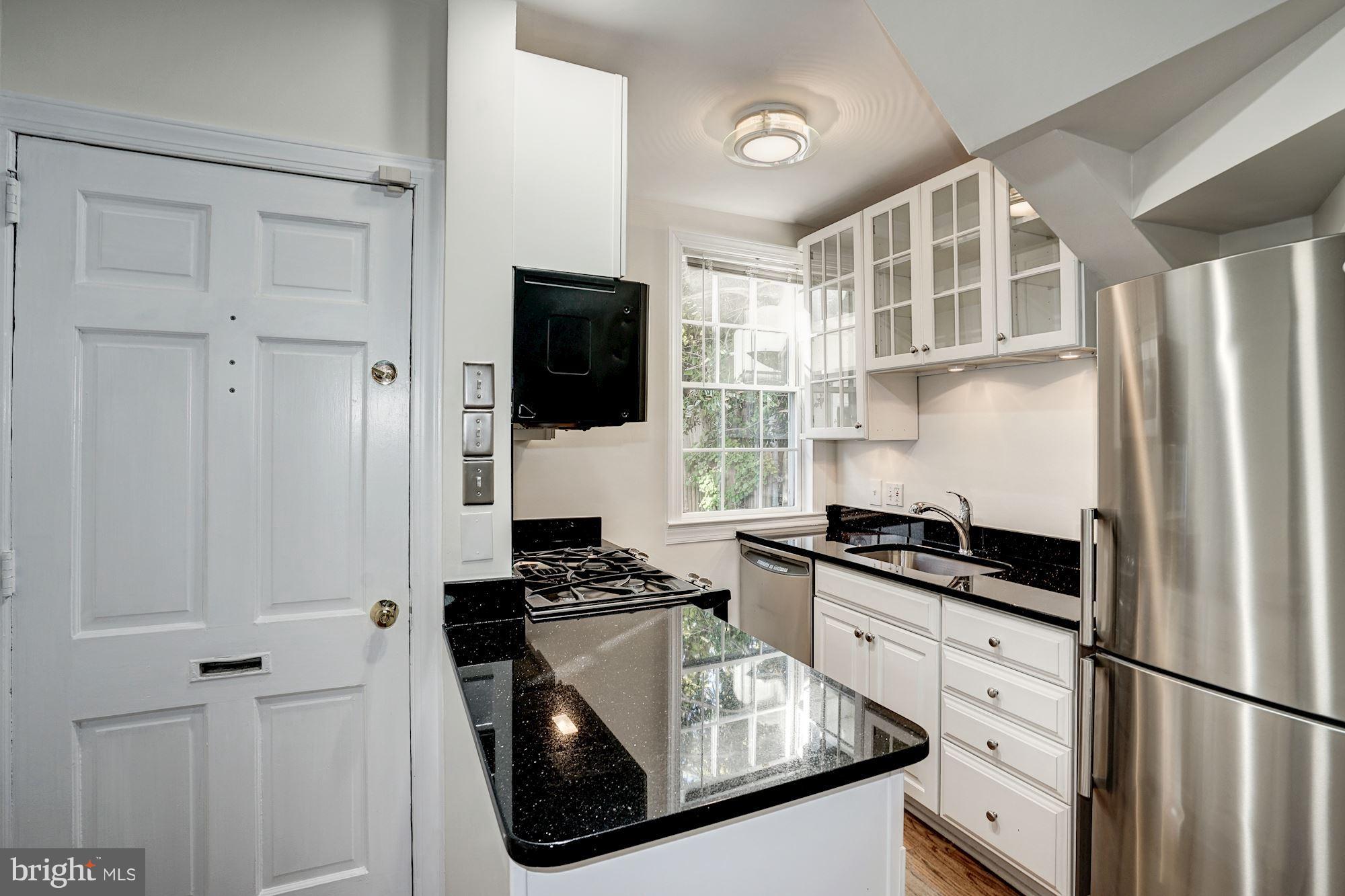 1 Pomander Walk Northwest Washington, DC 20007 - Photo 6 of 17