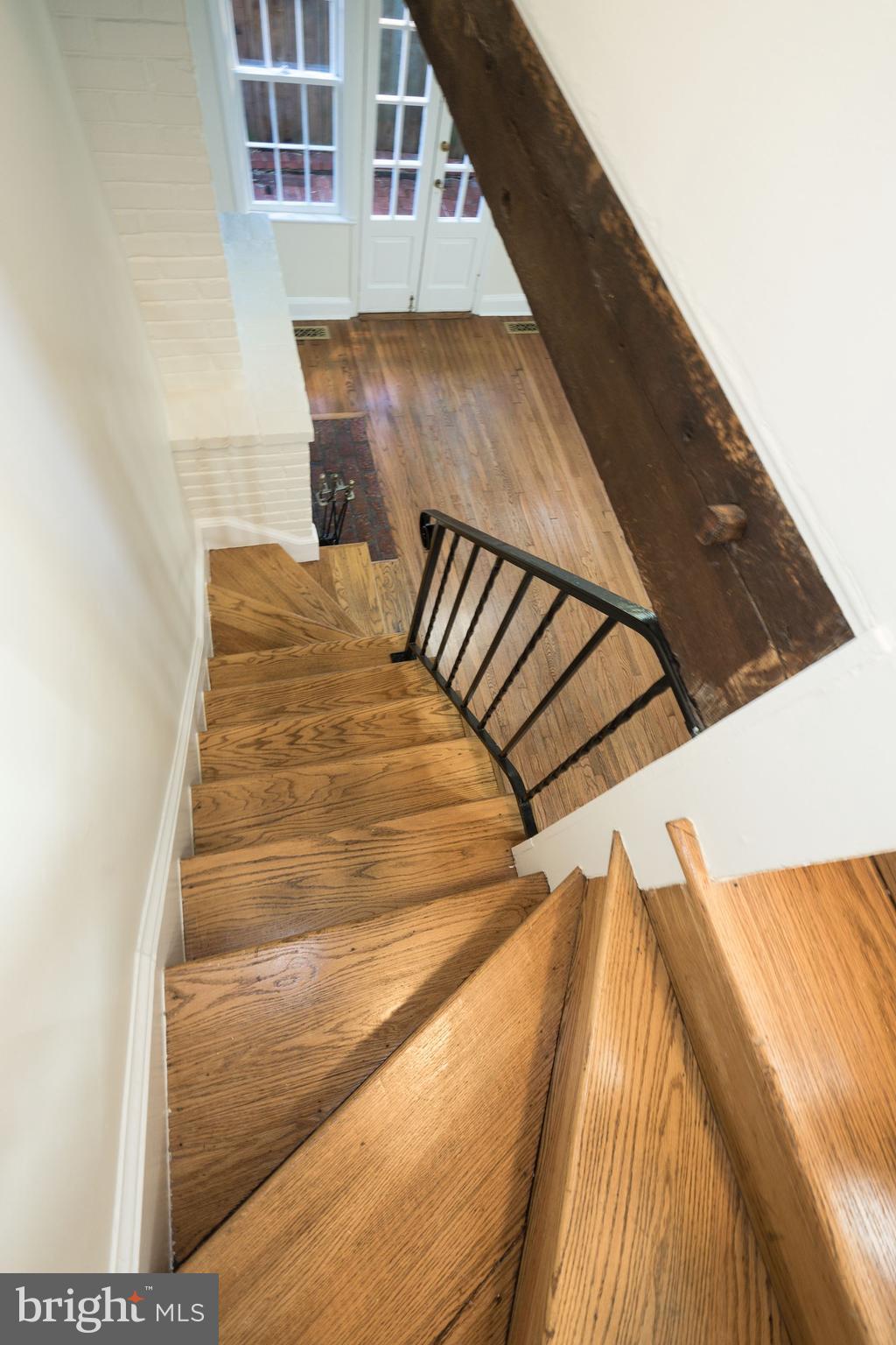 1 Pomander Walk Northwest Washington, DC 20007 - Photo 9 of 17