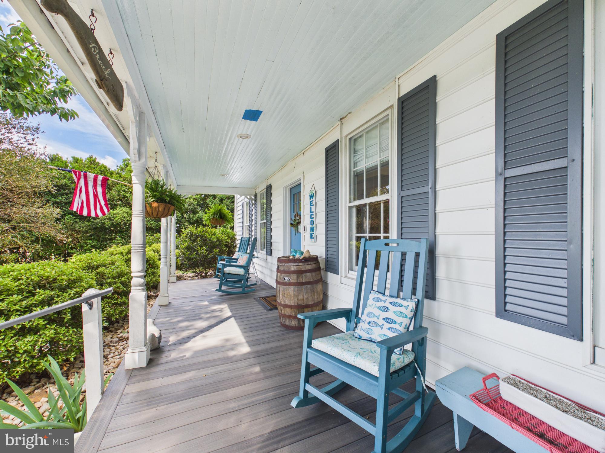 26285 Broadkill Road Milton, DE 19968 - Photo 6 of 98 Charming Covered Front Porch
