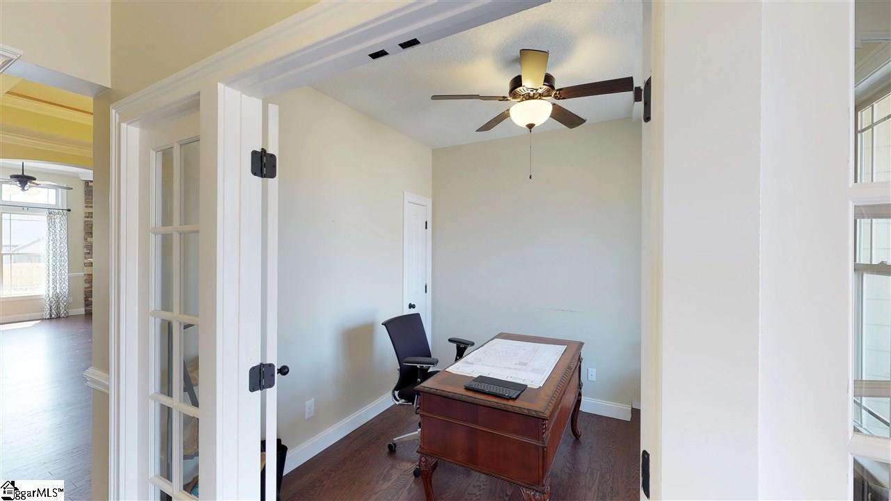 101 Stubby Drive Duncan, SC 29334 - Photo 6 of 36 Gallery Image 6