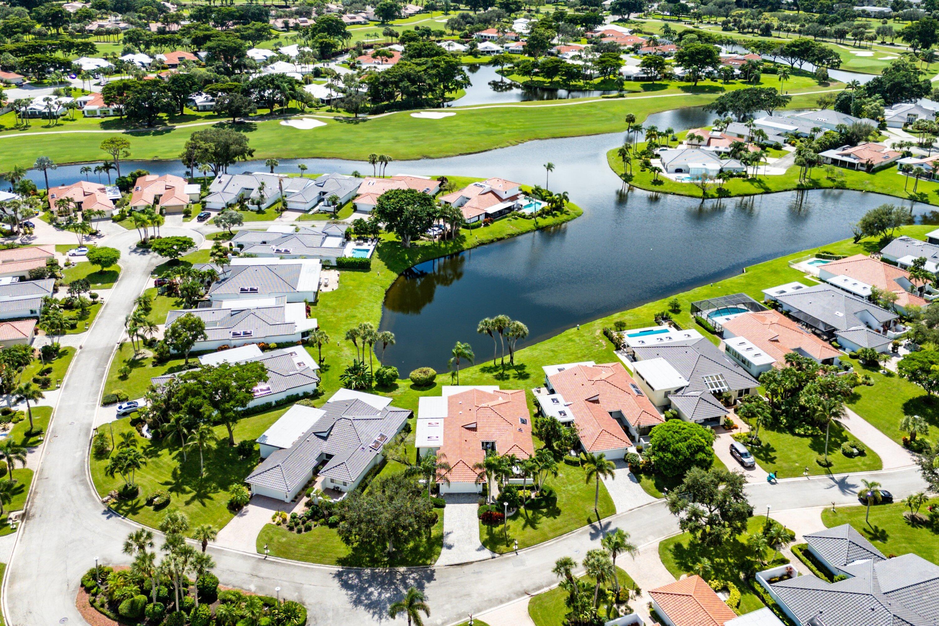 35 Woods Lane Boynton Beach, FL 33436 - Photo 48 of 82 052-35WoodsLane-BoyntonBeach-FL-33436-SM